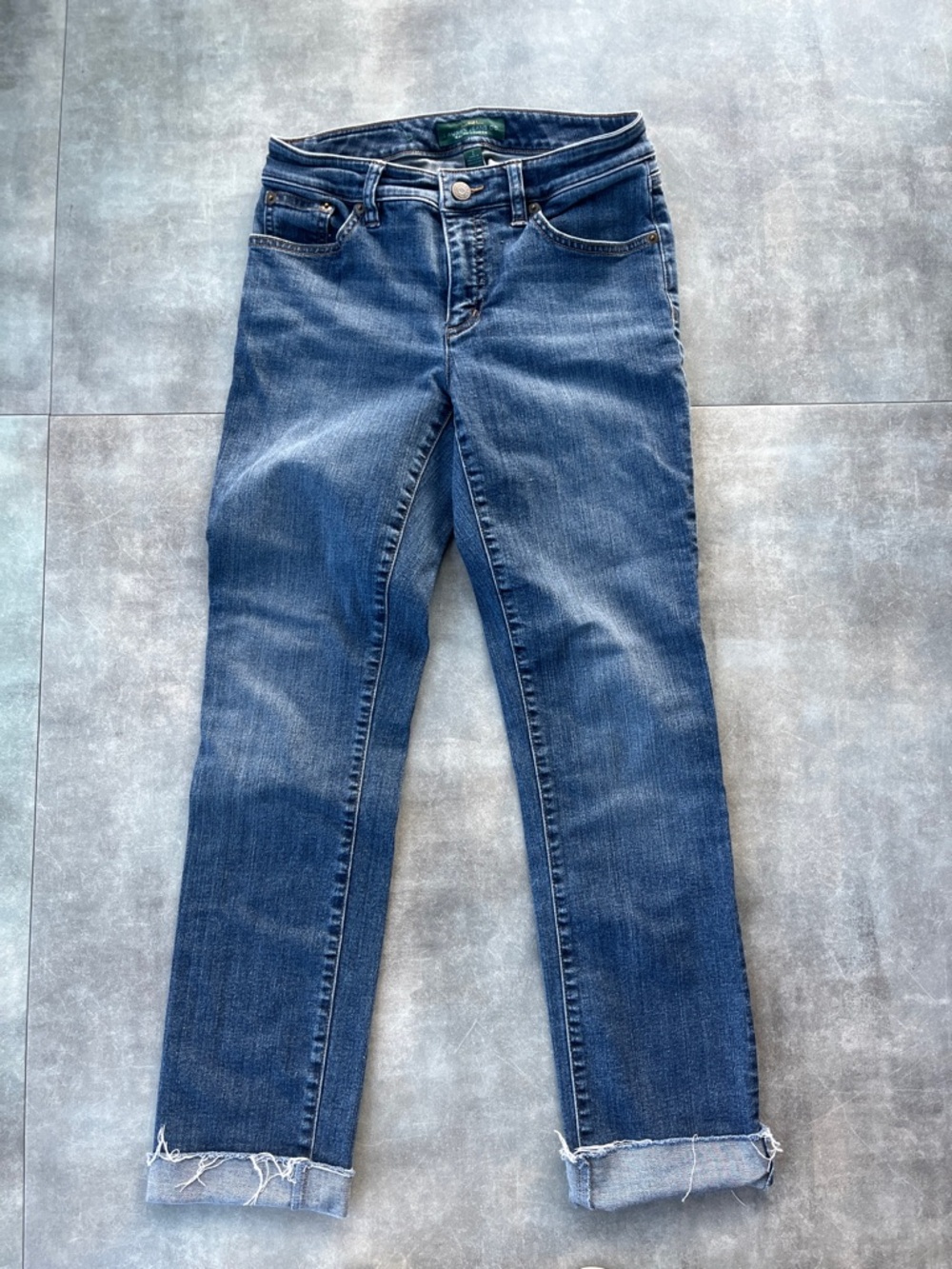 Ralph Lauren Straight-Leg Jeans in Dark Blue Denim with Rolled Hem